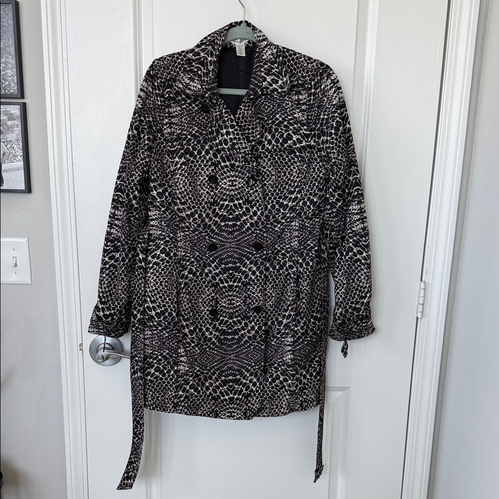 Kenneth Cole Women’s Snakeskin Print Trench Raincoat – Size Small